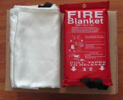 China 1.2m*1.5m  Glassfiber  Fire Blanket Fire fighting blanket for sale