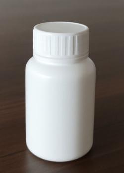 China 100ml Full Set Medicine Pill Bottles , White Pill Bottle With Cap Weight 16.2g for sale