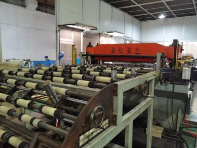 China Linha de corte de bobina de 420 mm de alta eficiência e precisão à venda