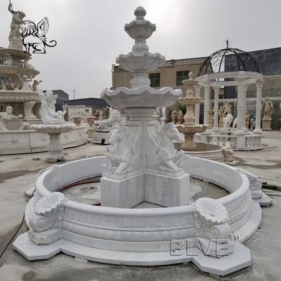 China Mercancías al aire libre de mármol blancas grandes del punto de la fuente de agua de las gradas de las fuentes del caballo del jardín 3 en venta