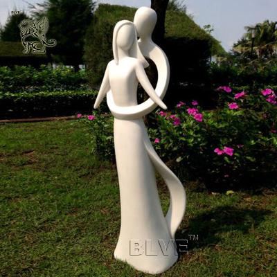 China BLVE juntan la figura de piedra blanca abstracta decoración al aire libre de la escultura del amor de las estatuas de mármol del jardín del parque de tamaño natural en venta