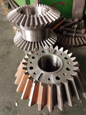 China Pinion Straight Bevel Gears For Mining Equipment Cone Crusher Te koop