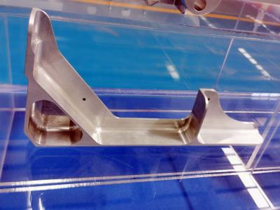 China High Precision Aluminum Machined Spare Parts Turn-Mill Combination 7075 Ra 1.6~3.2 en venta
