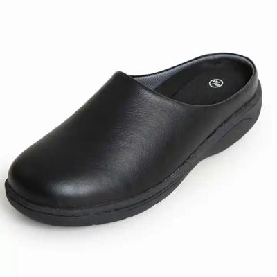 China Casual Black Lightweight Nurse Shoes Non Slip Rubber Sole Slippers Waterproof Cowhide Leather Chef Shoes à venda