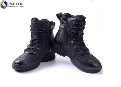 Cina Men Outdoor Hunting Shoes Military Boots Genuine Leather Waterproof Winter Tactical Army Boots in vendita