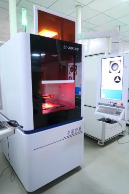 中国 ±0.001mm 精度のファイバーレーザー彫刻機 金属彫刻および加工用 販売のため