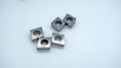 中国 炭化物はPCBNのダイヤモンドの切削工具CNCの旋盤のための4.76 mmを挿入する 販売のため