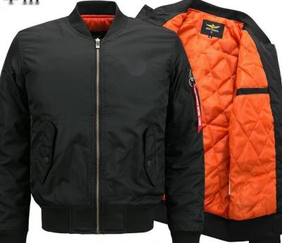 Китай Breathable тренируя дизайн Neckline военной куртки холода Windproof продается