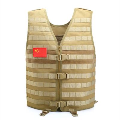 China Multifunctional Military Tactical Vest Equipment 100% Polyester Camo Tactical Vest for sale