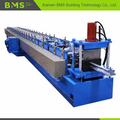 China Steel Standing Seam Metal Roof Machine For Container House Cross Beam Making for sale