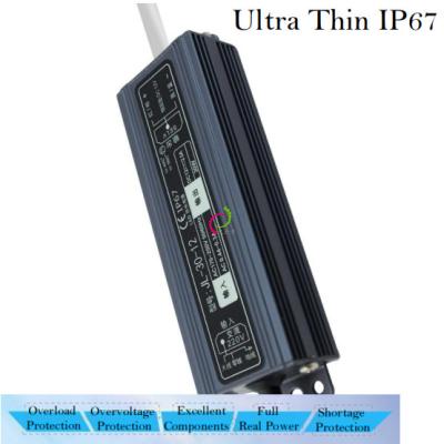 China IP67 Ultra Thin LED Driver 2.5A 12V 30W Fuente de alimentación Módulo LED Caja de luz enterrada en venta