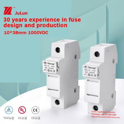 China Dc Guide Type Solar PV Fuse 10A Rated IP20 Protection Fast Response à venda