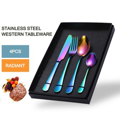 China Cuchillería de acero inoxidable sostenible Conjunto de cuchillos de carne Polido metal Lavavajillas caja fuerte en venta
