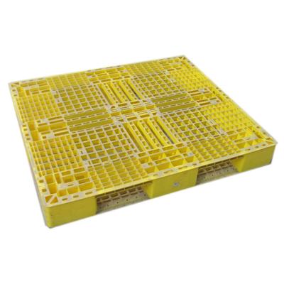 China Yellow Stackable Euro Plastic Pallet 1300*1200mm For Transportation for sale