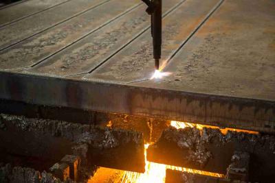 China Laser da elevada precisão que corta a placa de aço para as peças da máquina de corte do metal à venda