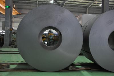 China Niet-georiënteerde silicium H50W1300 / H50W800 / H50W600 koud gewalst staal spoelen met 10 MT Te koop