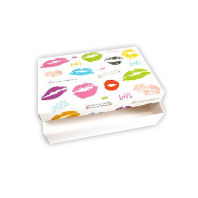 China Caixas coloridas biodegradáveis de empacotamento de Kraft da caixa do roupa interior da menina de papel de arte à venda