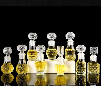China Diamond Creative Round Crystal Glass Bottles Miniature 50ml Whisky UV Coating for sale