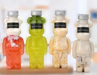 China Food Grade Plastic Beverage Bottles Squeezable 23.3oz 16 Oz Honey Bear Bottles for sale