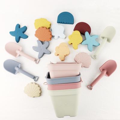 China Wholesales Silicone Baby Toy Bucket Set Beach Toy Children Sand Playing Mold Shower Beach Bucket Toy for sale