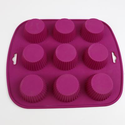 China Muffin Cups Cake Personalised Silicone Molds Nonstick Heat Resistant for sale