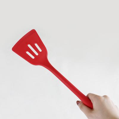 China Red Gray White Colors Silicone Kitchenware Set Spatula Hot Proof With Panton Color for sale
