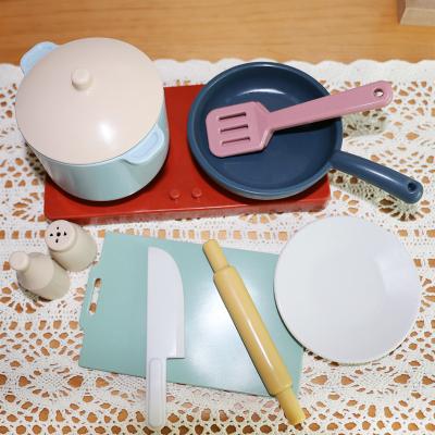 China 2023 NEW ARRIVAL baby playing BPA free food grade cooking kitchen silicone toy gift sets à venda