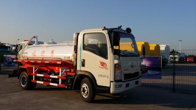 China White 8 Cbm 266HP Sewage Removal Truck , HW76 Cab Sewage Suction Tanker Truck for sale