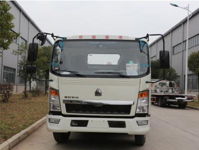 중국 SINOTRUK HOWO 4x2 21m 철강선 밧줄을 가진 6 톤 활주 침대 견인 트럭 판매용