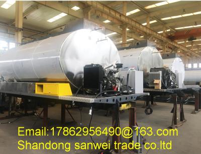 China Caminhão do distribuidor do betume do equipamento de construção do asfalto de 8000 litros com largura do pulverizador de 6000mm à venda