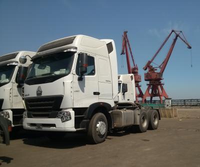China 60-70T Heavy Duty HOWO A7 Tractor Truck With German ZF8118 Steering Diesel Type for sale