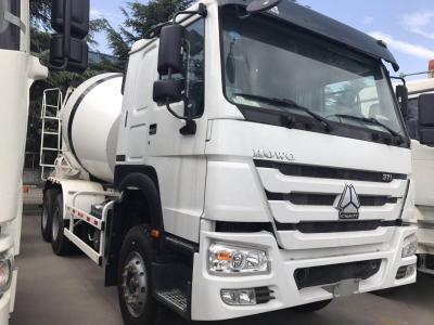 Chine Individu diesel de HOWO chargeant 10 le camion de mélangeur concret des mètres cubes 6×4 avec le matériel de Q345B à vendre