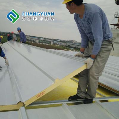 China Lightweight PU Sandwich Roof Panel Waterproof Polyurethane Foam Sheets For Roofing for sale