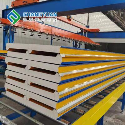 China Sandwich Structure Pu Roof Panel For Construction Insulation for sale