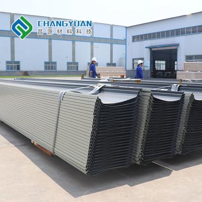 China revestimiento de madera presionado 0.8-1.2m m de la pared de las hojas de metal con mantenimiento bajo en venta