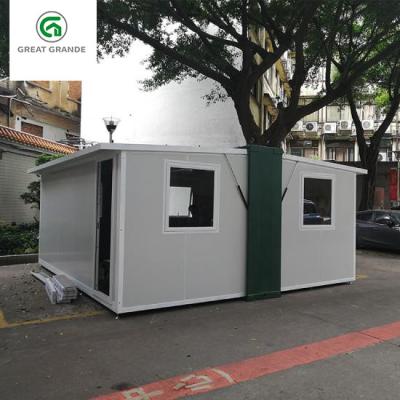 China Fast Installation Expandable Prefab House Modular Design Ventilated Living Space for sale