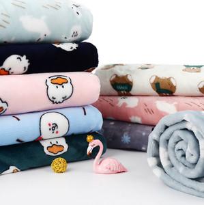 China Flannel Polyester Velvet Sherpa Fleece Fabric For Blankets Pajamas Garments for sale