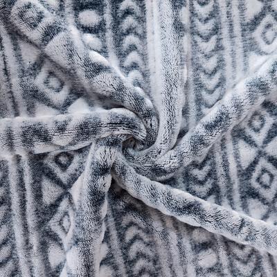 中国 Back Printed Flannel Fleece Blanket Fabric 240GSM With Cut Design 販売のため