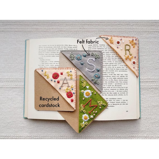 Factory wholesale Personalized Hand Embroidered Corner Bookmark, Hand Stitched Felt Corner Letter Bookmark Cute Flower Book Mark