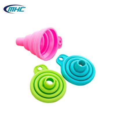 China Mini Collapsible Silicone Kitchen Funnels Oil Liquid Reusable Customized Food Grade for sale