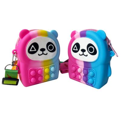 China Panda Shaped Silicone Rainbow Pop It Zipper Bag MHC New Toy à venda