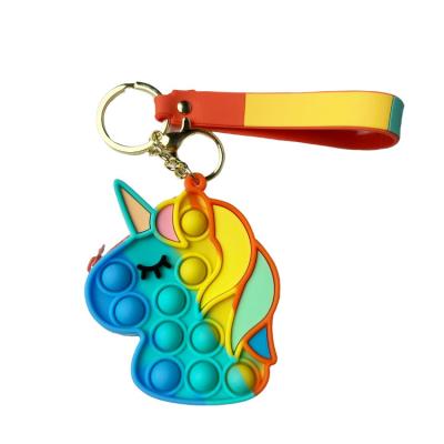 China OEM ODM Kids Silicone Fidget Toys , Rainbow Unicorn Popper Purse à venda