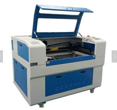 Chine Mini machine de gravure en cuir de laser de CO2 pour 1300*900mm en bois et acrylique à vendre
