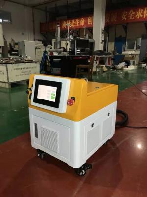 China Handheld Rust Removal 100w 200w Laser Cleaning Machine for sale