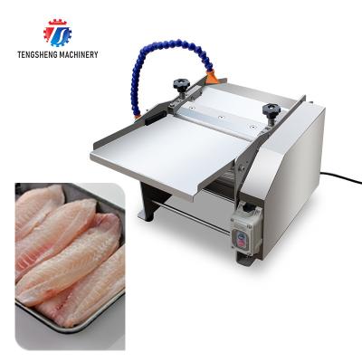 China 30pcs/min Fish Processing Machine Squid Cuttlefish Skin Peeler for sale