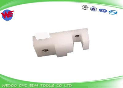 China A290-8119-X691 Fanuc Wire EDM Finger AWT Chuck EDM Spare Parts 10*24*7t for sale