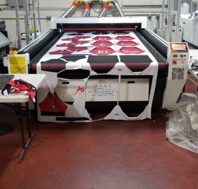 China Large Format Vision Laser Machine For Jersey Cutting, curtain cutting for sale