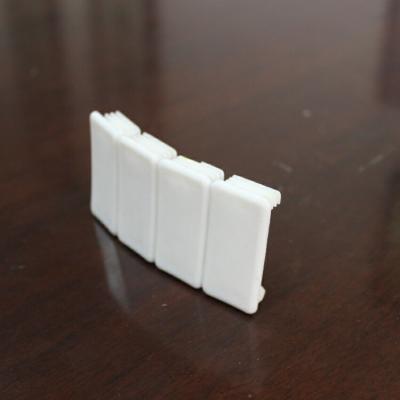 Chine Capsules d'extrémité en plastique de 1 1 2 pouces carrés pour l'extrusion de tubes en aluminium à vendre