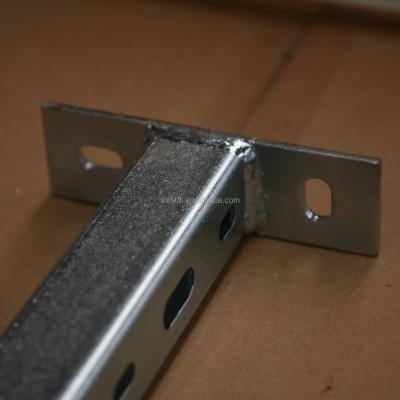 China El canal de ranuras de brazalete del brazo del cantilever de acero soporte de metal en venta