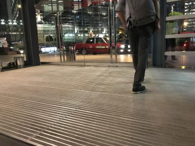 China Sola estructura cerrada pulimentada del limpiador de la barrera de la alfombra de goma de la estera que anodiza en venta